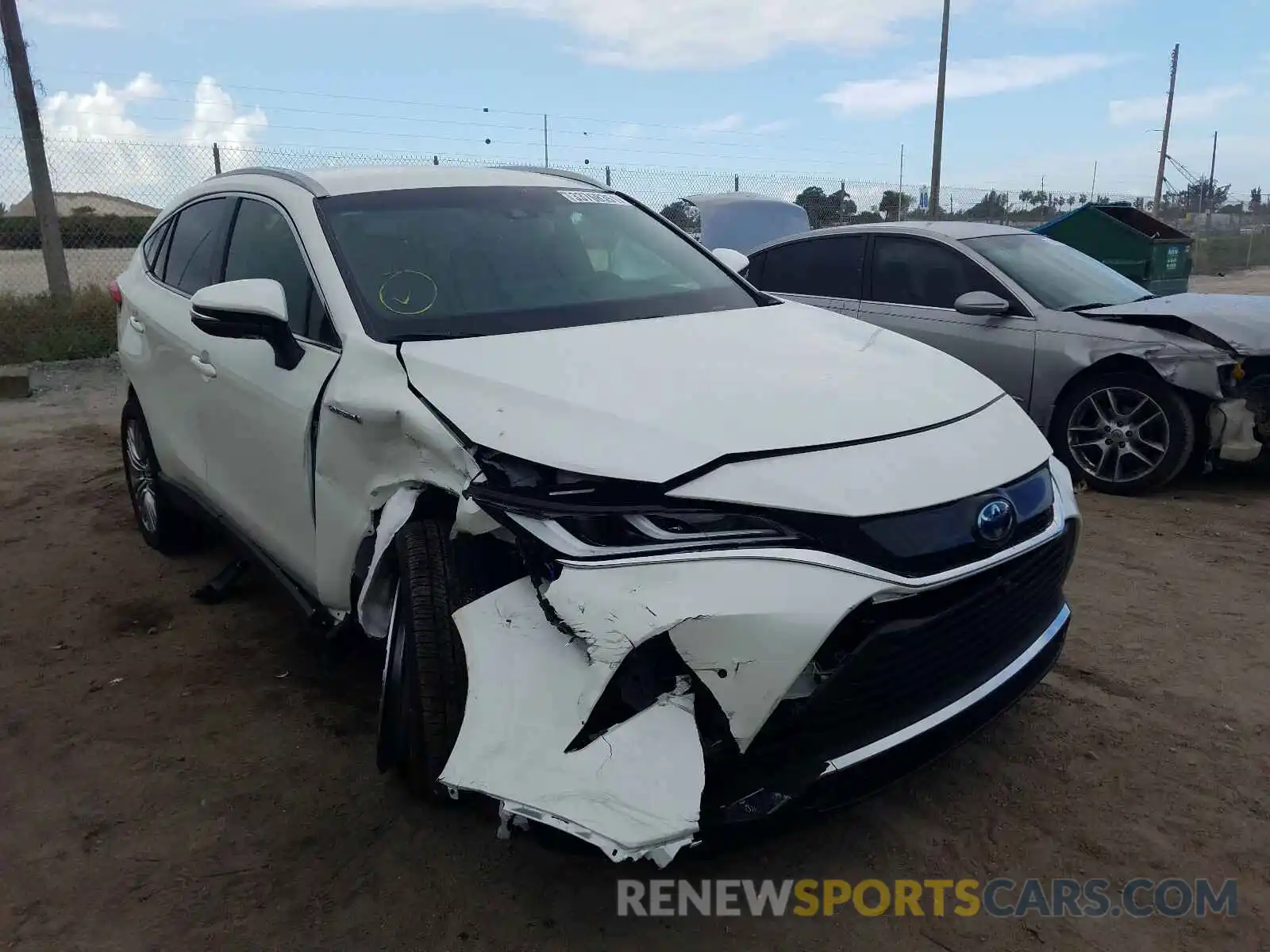 1 Photograph of a damaged car JTEAAAAH1MJ018627 TOYOTA VENZA 2021