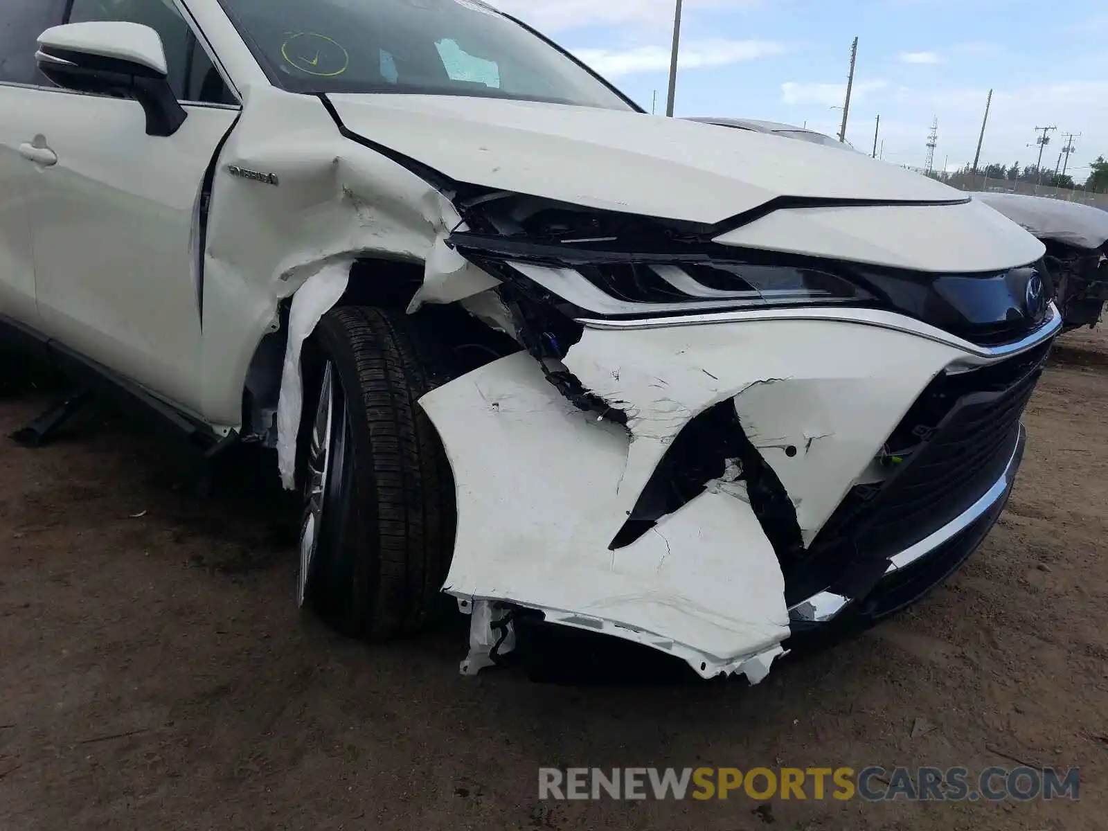 9 Photograph of a damaged car JTEAAAAH1MJ018627 TOYOTA VENZA 2021