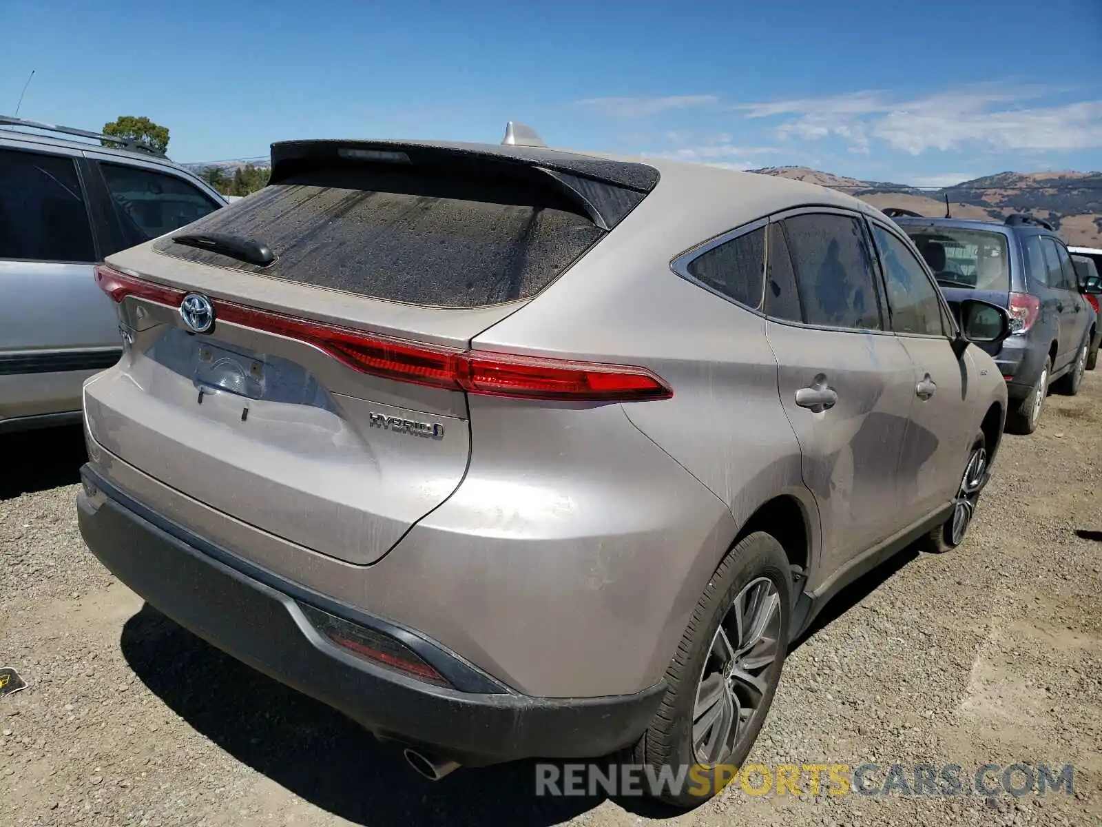 4 Photograph of a damaged car JTEAAAAH1MJ019129 TOYOTA VENZA 2021