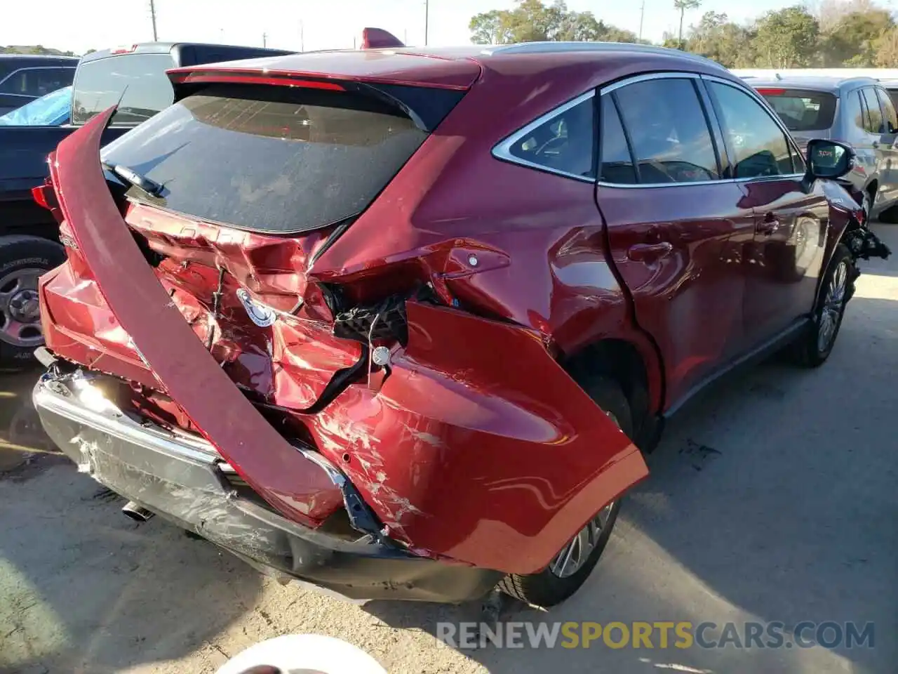 4 Photograph of a damaged car JTEAAAAH1MJ062594 TOYOTA VENZA 2021