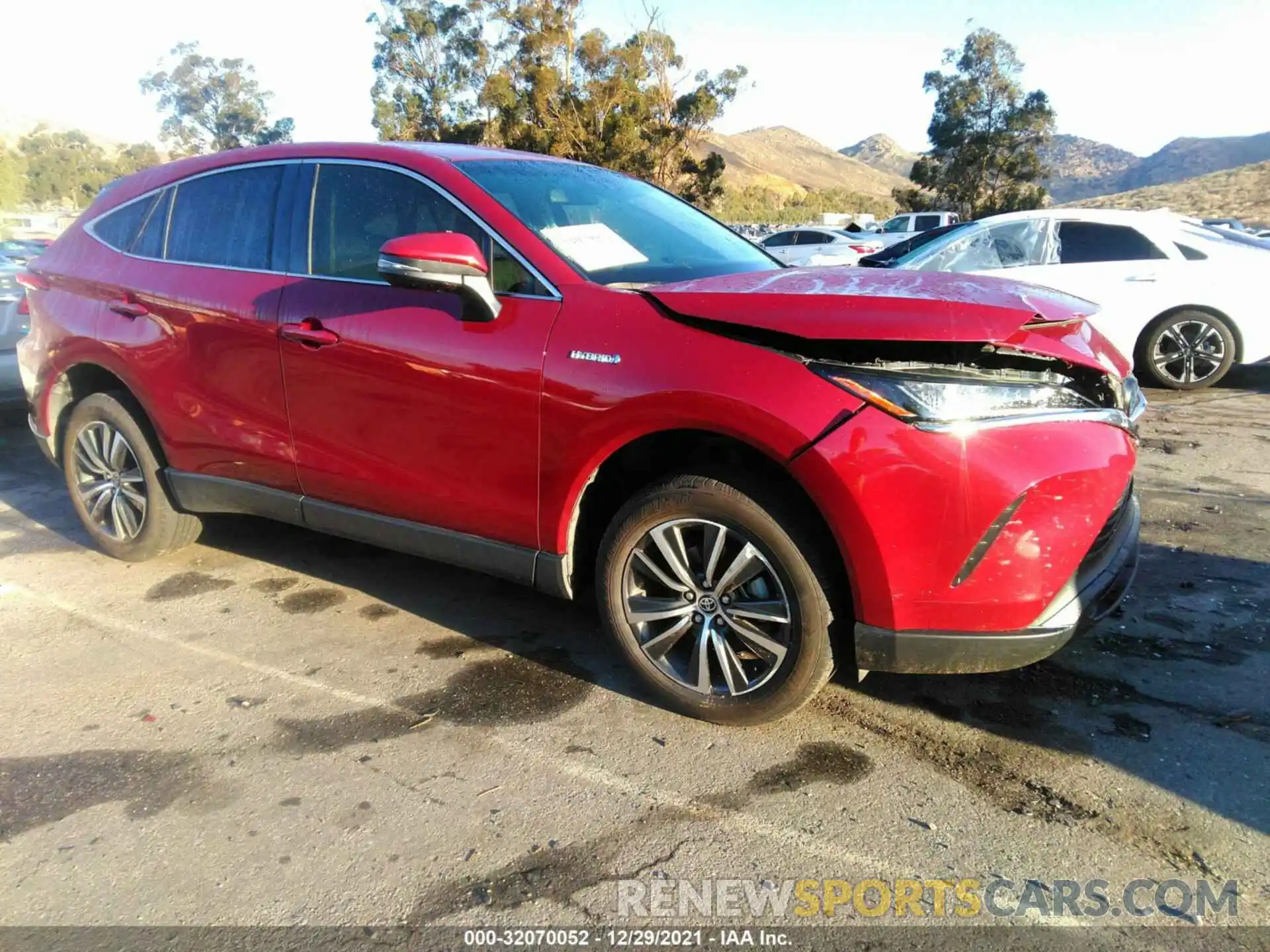 1 Photograph of a damaged car JTEAAAAH2MJ025988 TOYOTA VENZA 2021