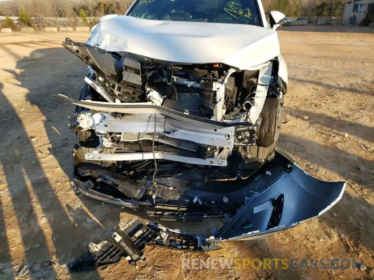 9 Photograph of a damaged car JTEAAAAH2MJ047943 TOYOTA VENZA 2021