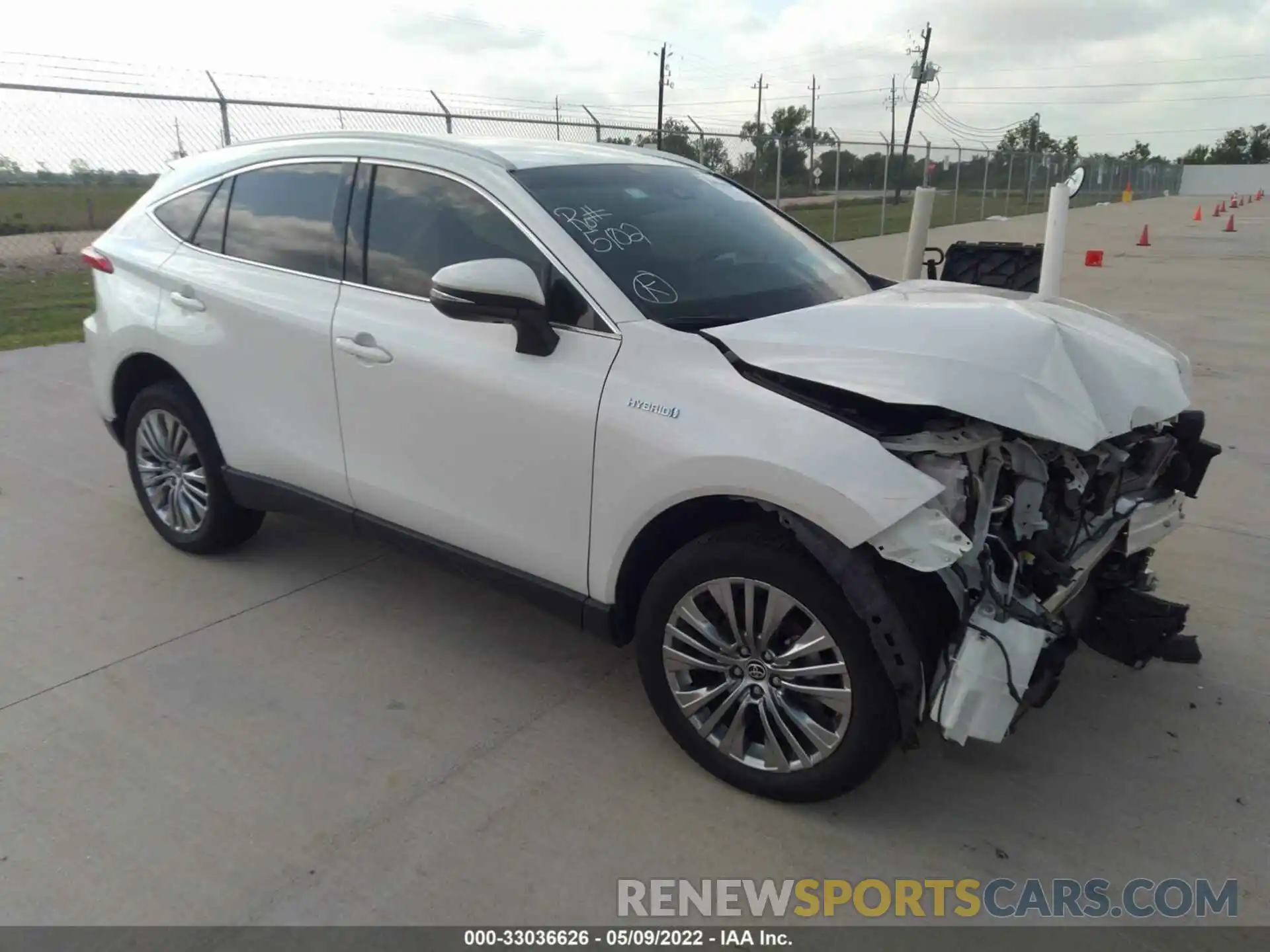 1 Photograph of a damaged car JTEAAAAH2MJ074849 TOYOTA VENZA 2021