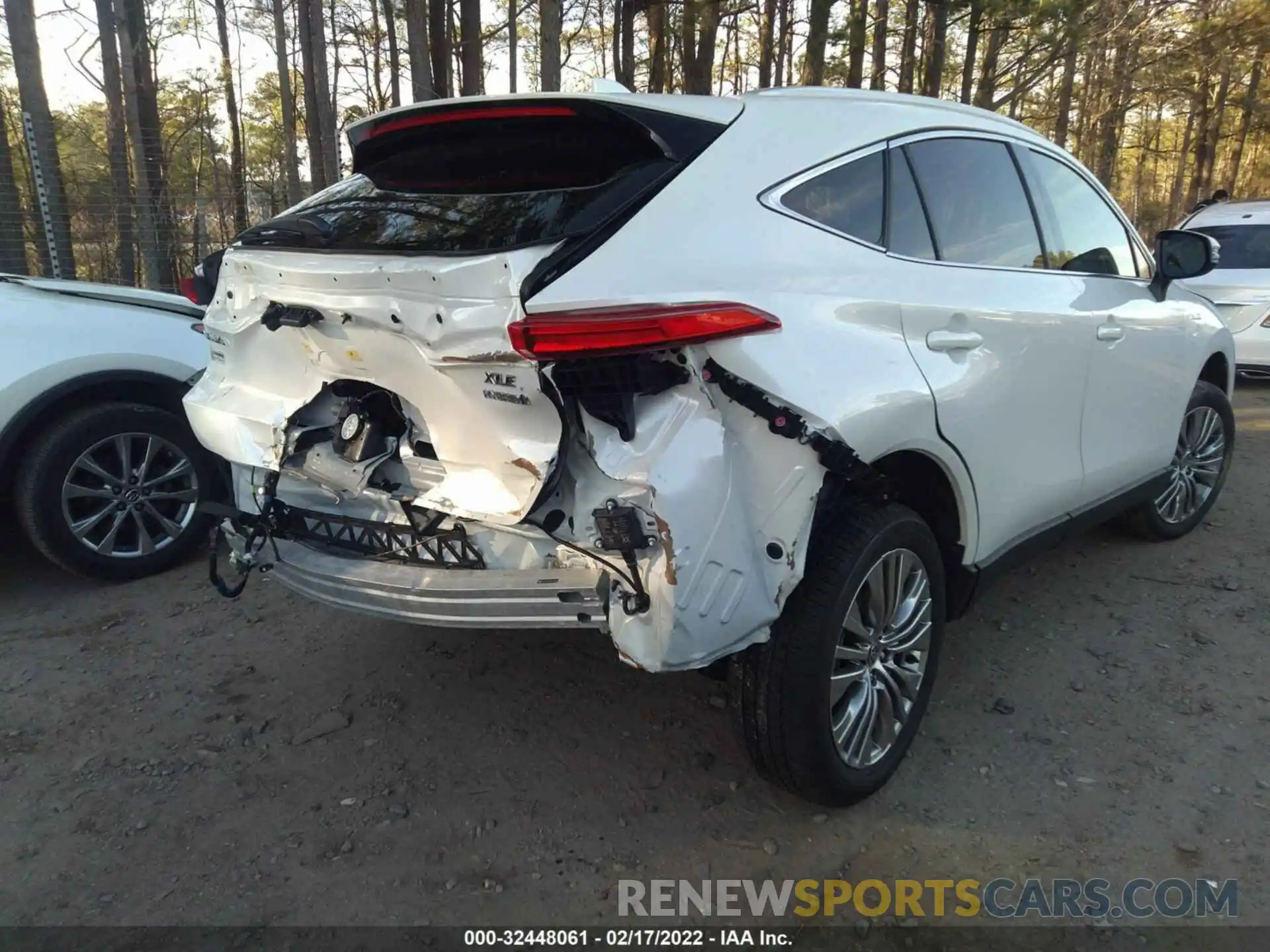 4 Photograph of a damaged car JTEAAAAH2MJ078366 TOYOTA VENZA 2021