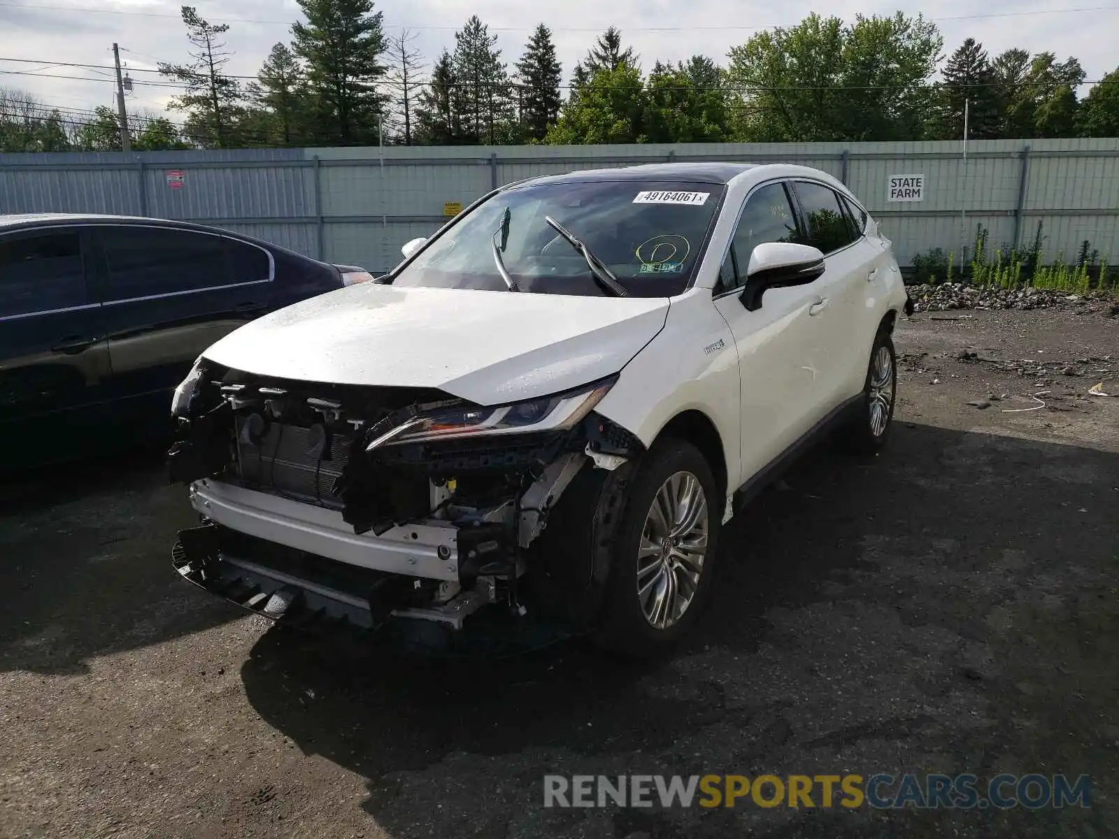 2 Photograph of a damaged car JTEAAAAH3MJ007225 TOYOTA VENZA 2021