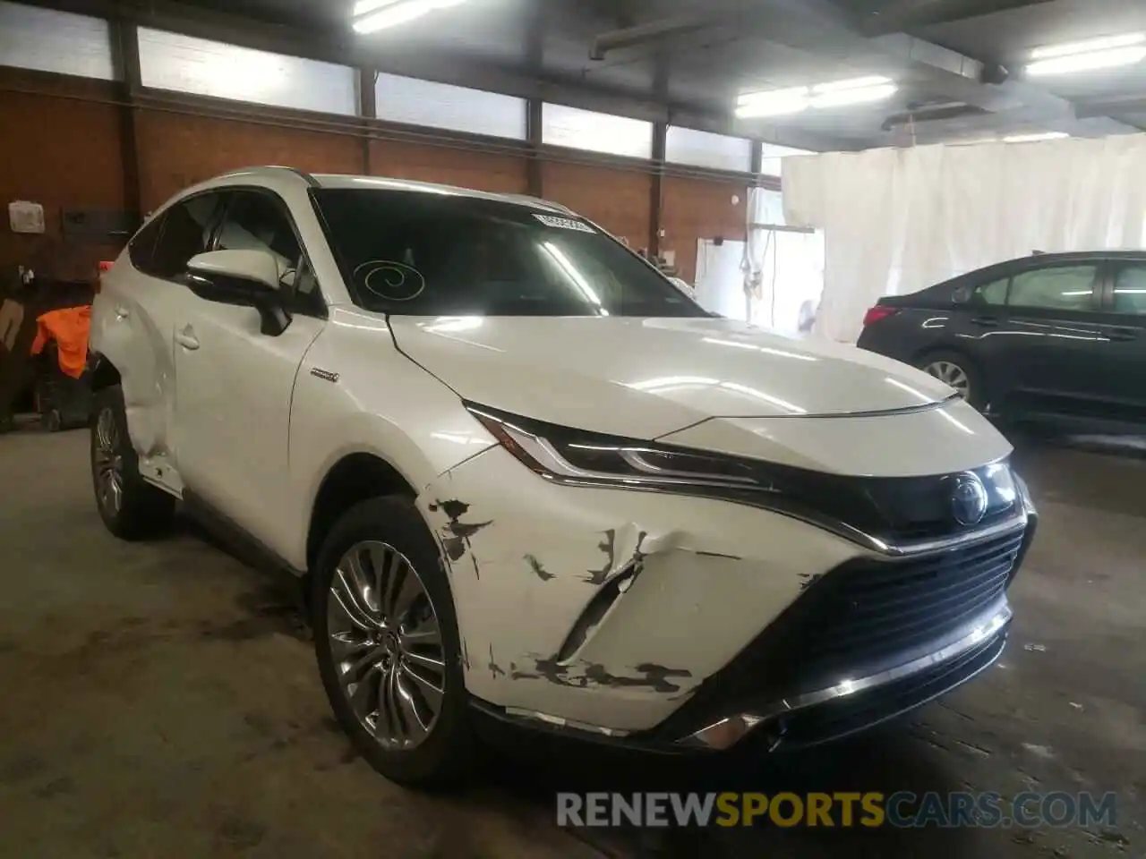 1 Photograph of a damaged car JTEAAAAH3MJ080434 TOYOTA VENZA 2021