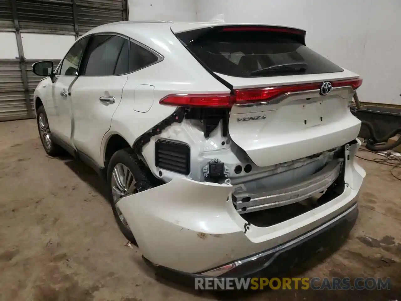 3 Photograph of a damaged car JTEAAAAH4MJ000221 TOYOTA VENZA 2021