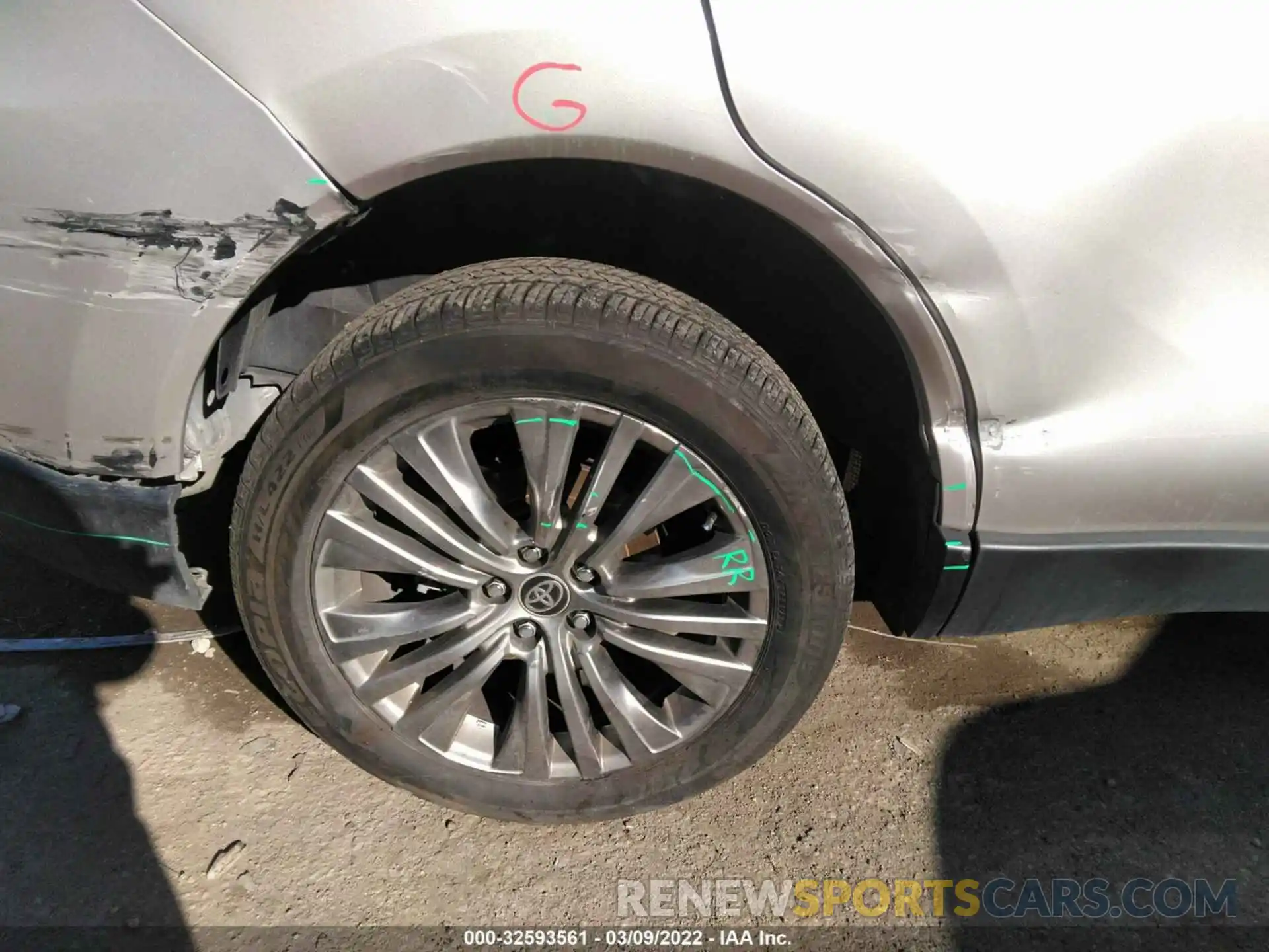 15 Photograph of a damaged car JTEAAAAH4MJ028651 TOYOTA VENZA 2021