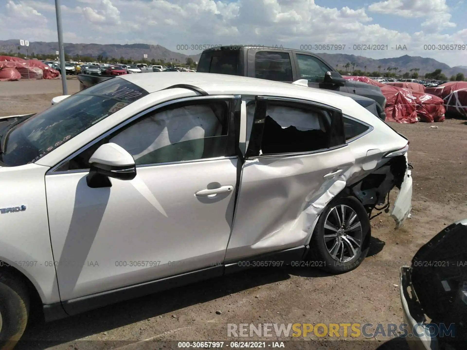 6 Photograph of a damaged car JTEAAAAH4MJ035289 TOYOTA VENZA 2021