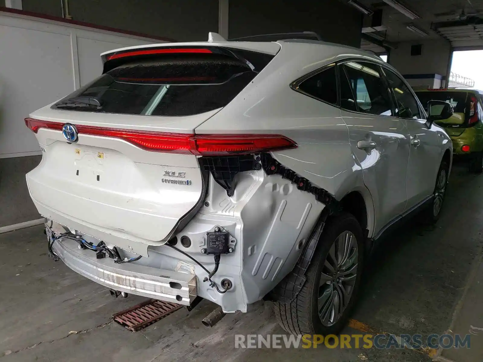 4 Photograph of a damaged car JTEAAAAH5MJ001068 TOYOTA VENZA 2021