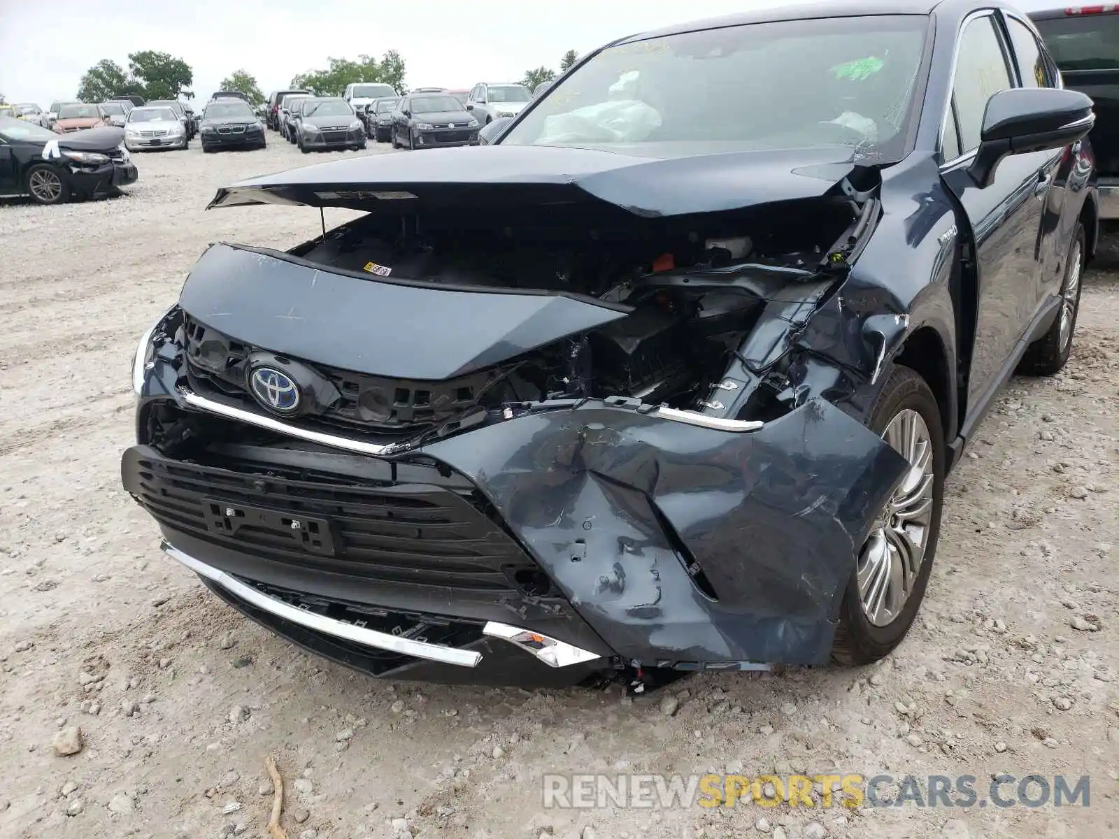 9 Photograph of a damaged car JTEAAAAH5MJ027654 TOYOTA VENZA 2021