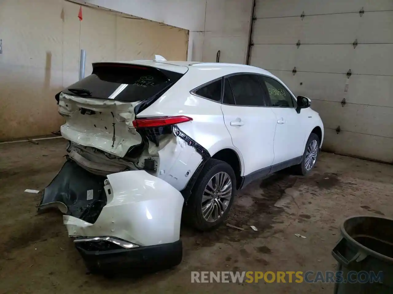 4 Photograph of a damaged car JTEAAAAH5MJ032630 TOYOTA VENZA 2021