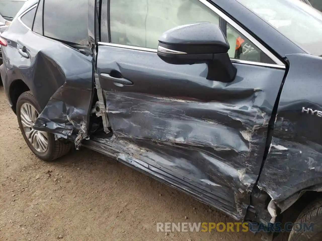 9 Photograph of a damaged car JTEAAAAH6MJ011544 TOYOTA VENZA 2021