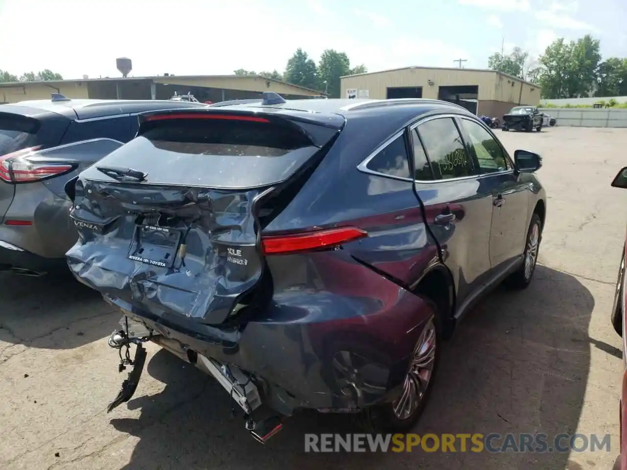 4 Photograph of a damaged car JTEAAAAH6MJ017439 TOYOTA VENZA 2021