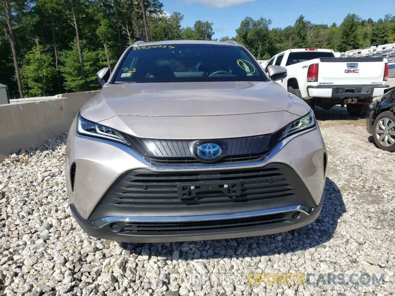 9 Photograph of a damaged car JTEAAAAH6MJ019305 TOYOTA VENZA 2021