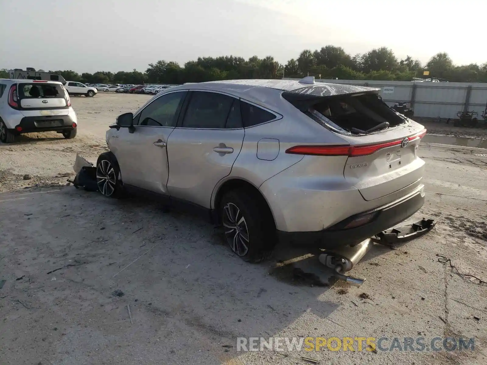 3 Photograph of a damaged car JTEAAAAH6MJ027792 TOYOTA VENZA 2021