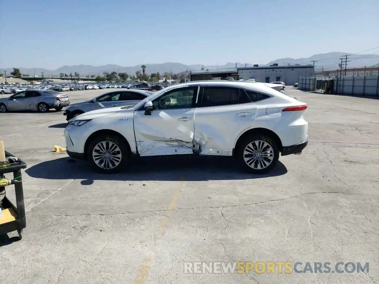 9 Photograph of a damaged car JTEAAAAH6MJ035486 TOYOTA VENZA 2021