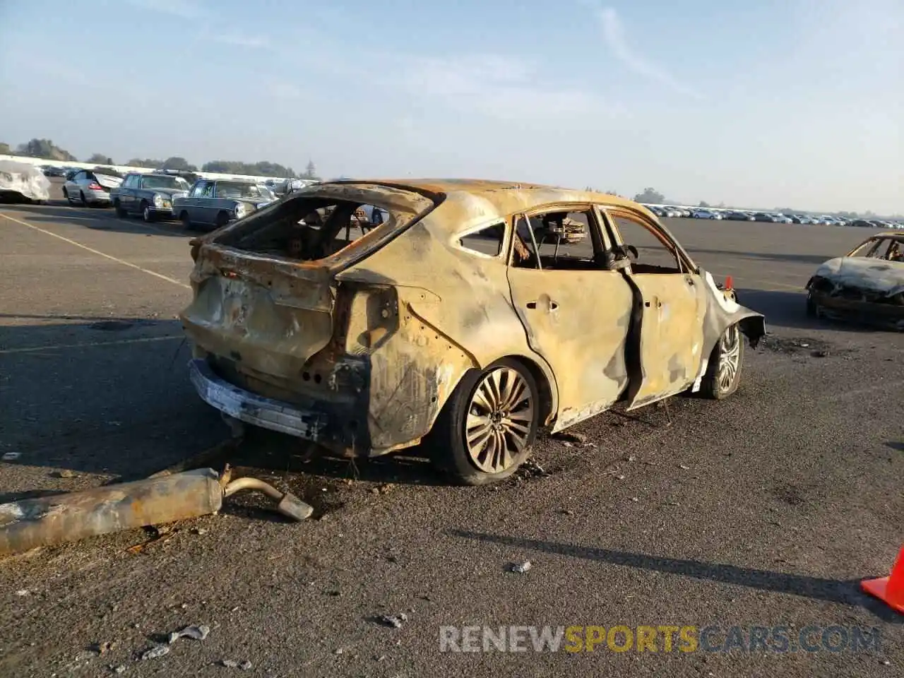 4 Photograph of a damaged car JTEAAAAH6MJ074322 TOYOTA VENZA 2021