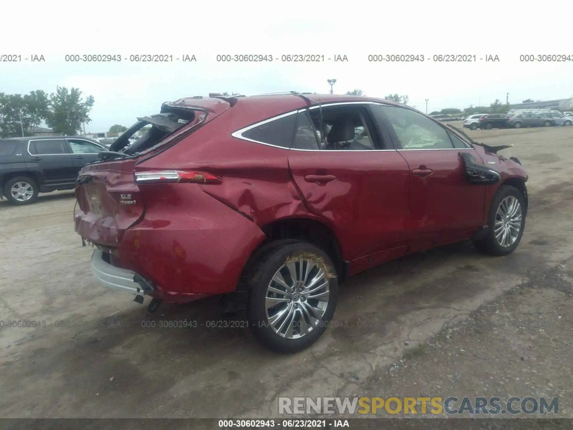 4 Photograph of a damaged car JTEAAAAH7MJ009530 TOYOTA VENZA 2021