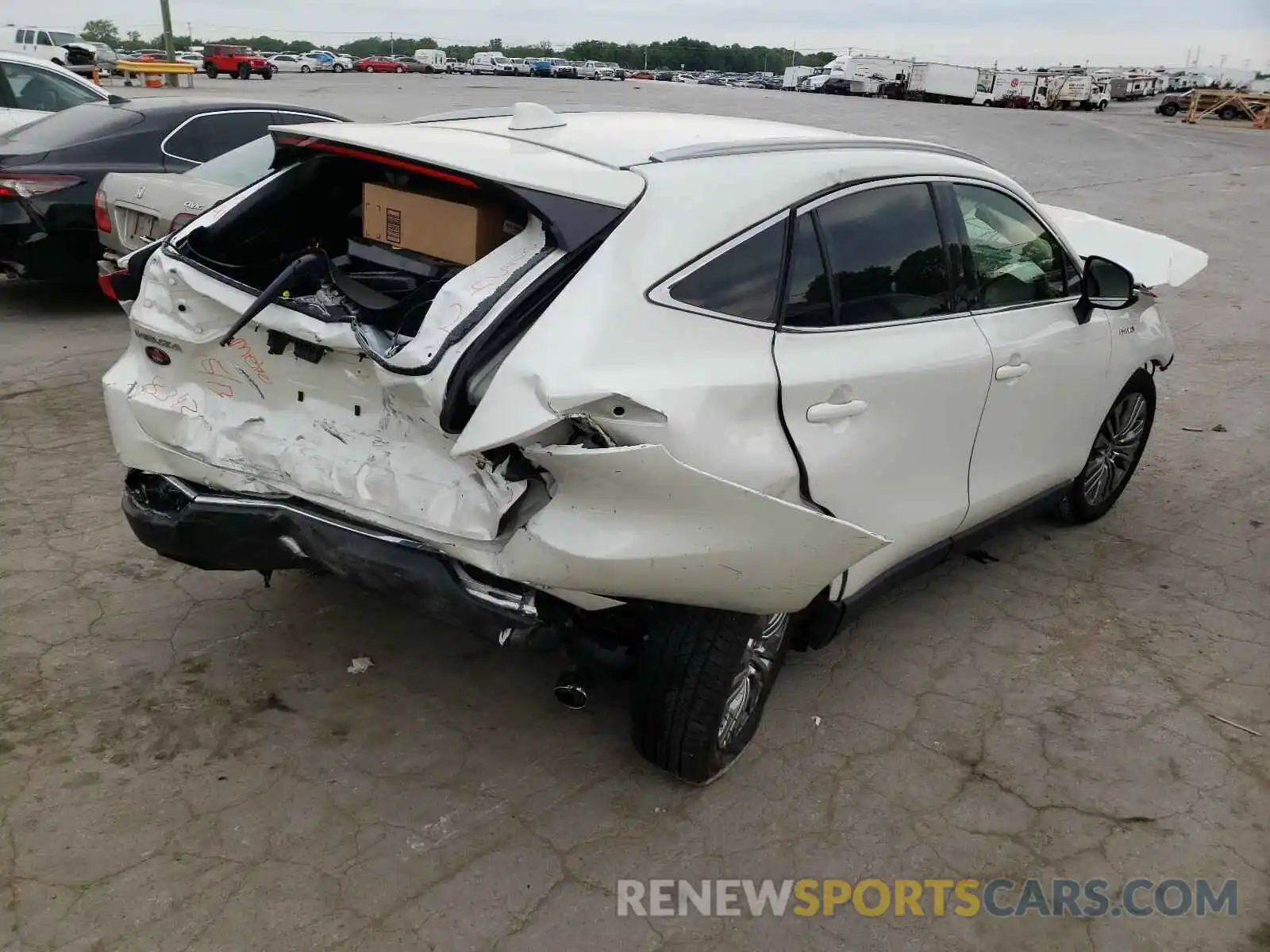 4 Photograph of a damaged car JTEAAAAH7MJ018342 TOYOTA VENZA 2021