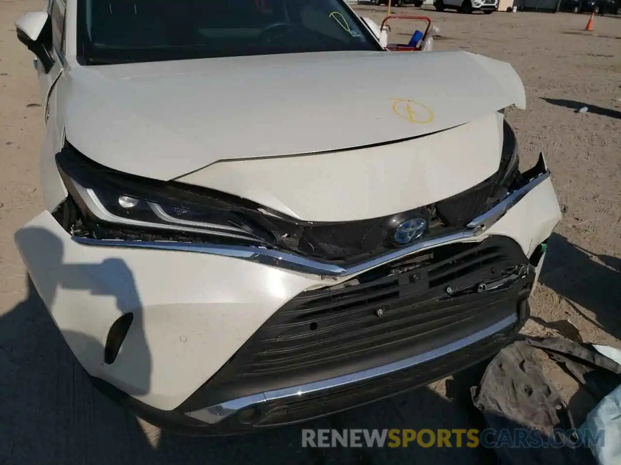 9 Photograph of a damaged car JTEAAAAH7MJ031690 TOYOTA VENZA 2021