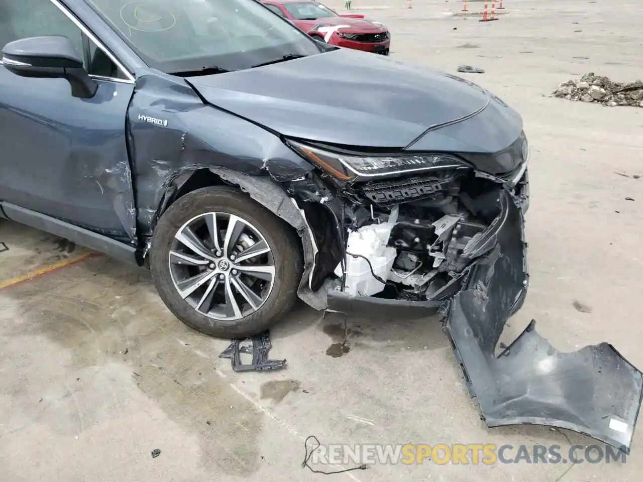 9 Photograph of a damaged car JTEAAAAH7MJ059893 TOYOTA VENZA 2021