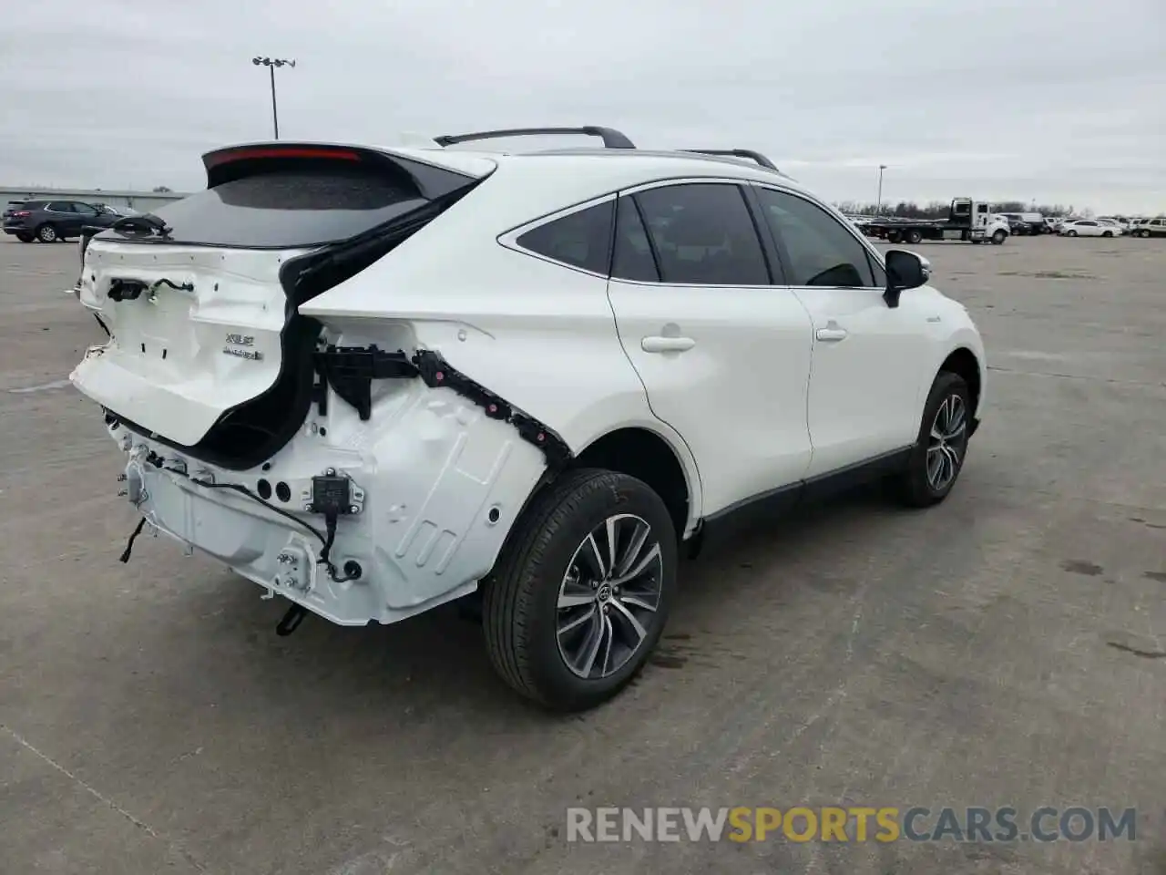 4 Photograph of a damaged car JTEAAAAH7MJ064902 TOYOTA VENZA 2021