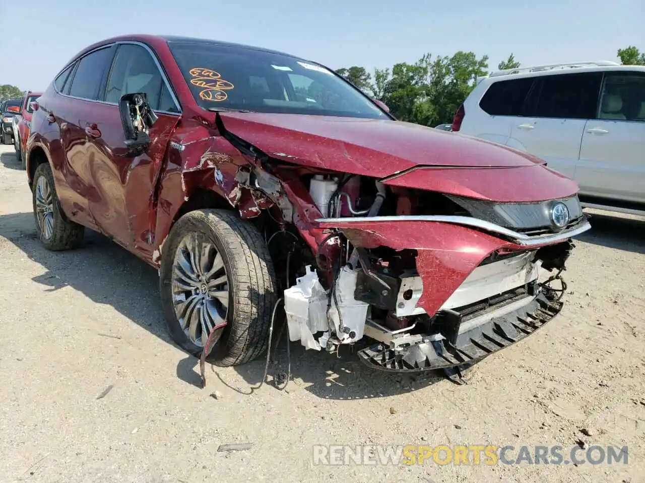 1 Photograph of a damaged car JTEAAAAH7MJ065600 TOYOTA VENZA 2021