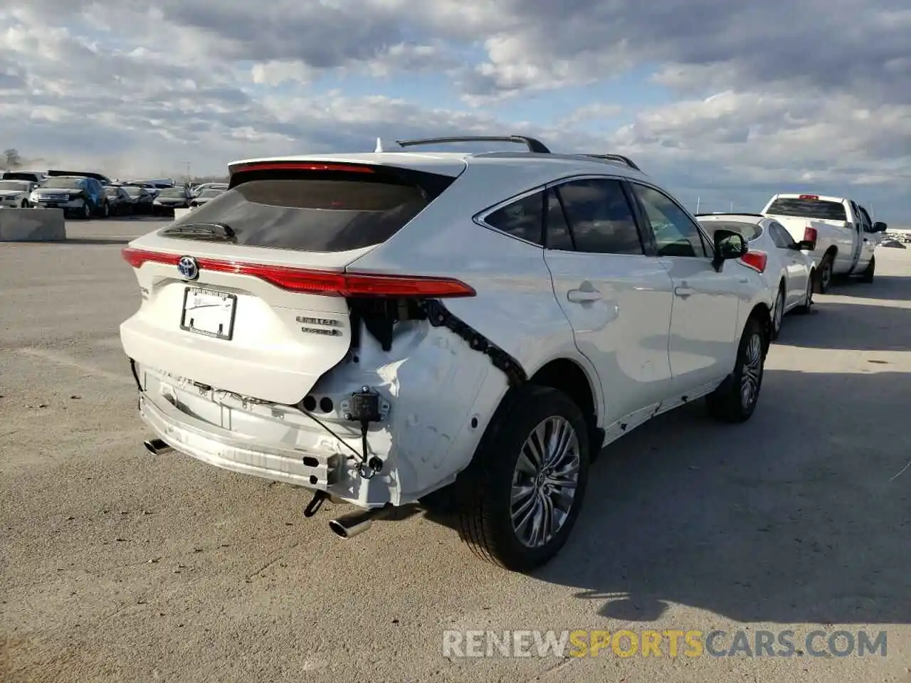 4 Photograph of a damaged car JTEAAAAH7MJ070019 TOYOTA VENZA 2021