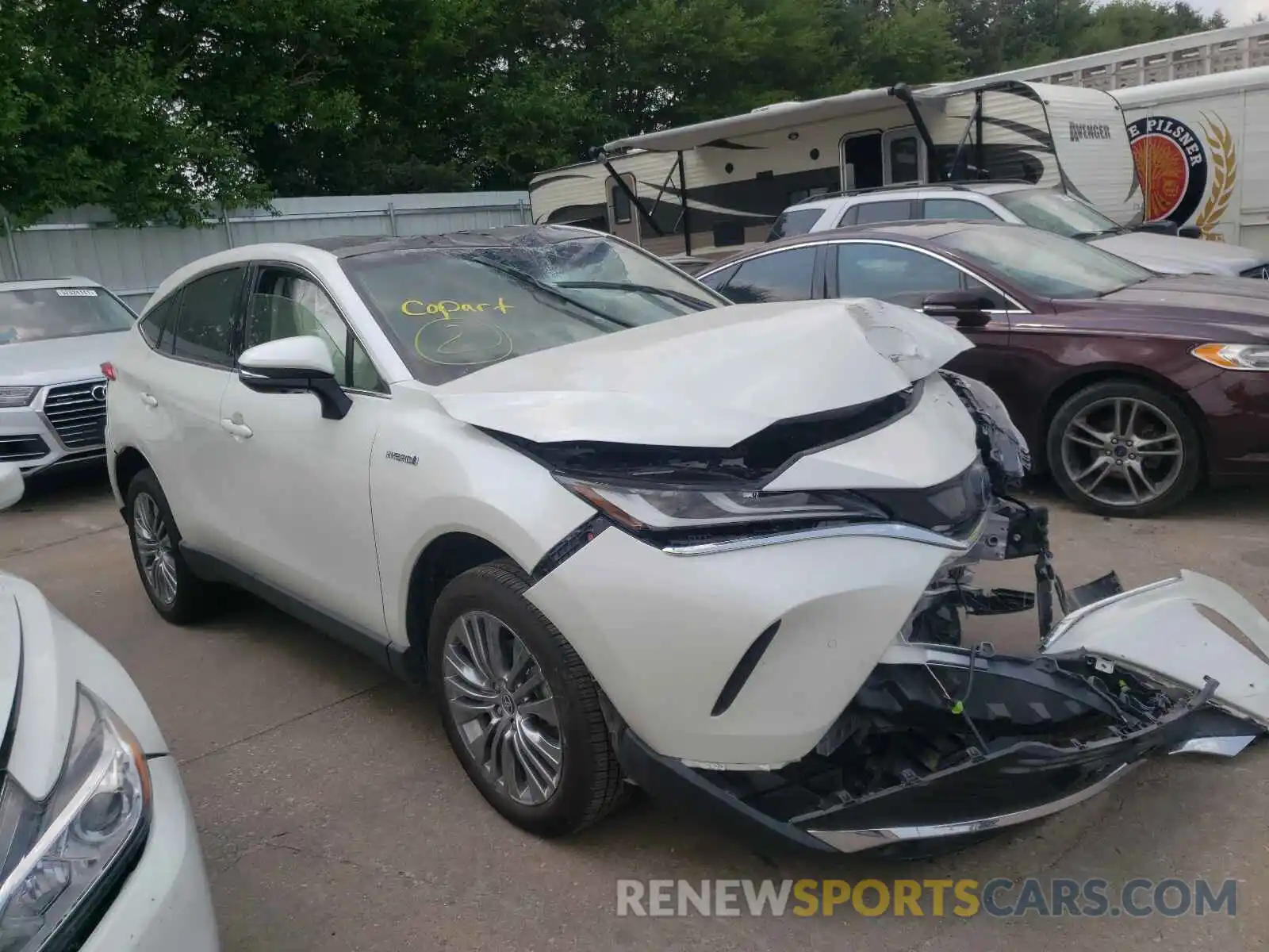 1 Photograph of a damaged car JTEAAAAH8MJ019466 TOYOTA VENZA 2021