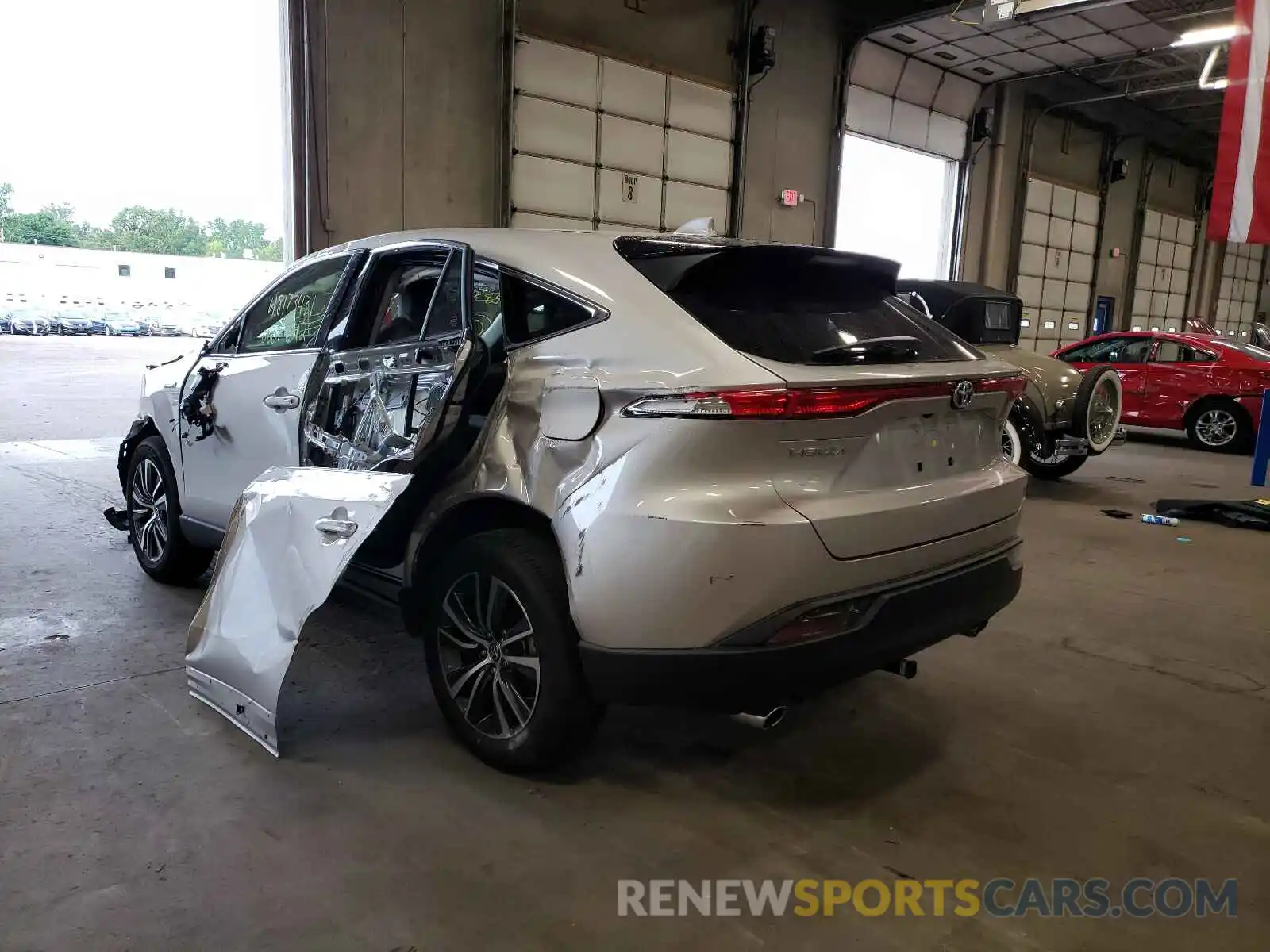 3 Photograph of a damaged car JTEAAAAH8MJ027163 TOYOTA VENZA 2021