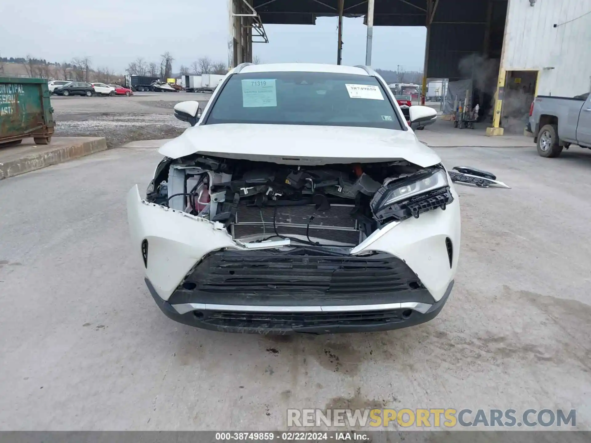 13 Photograph of a damaged car JTEAAAAH8MJ036168 TOYOTA VENZA 2021