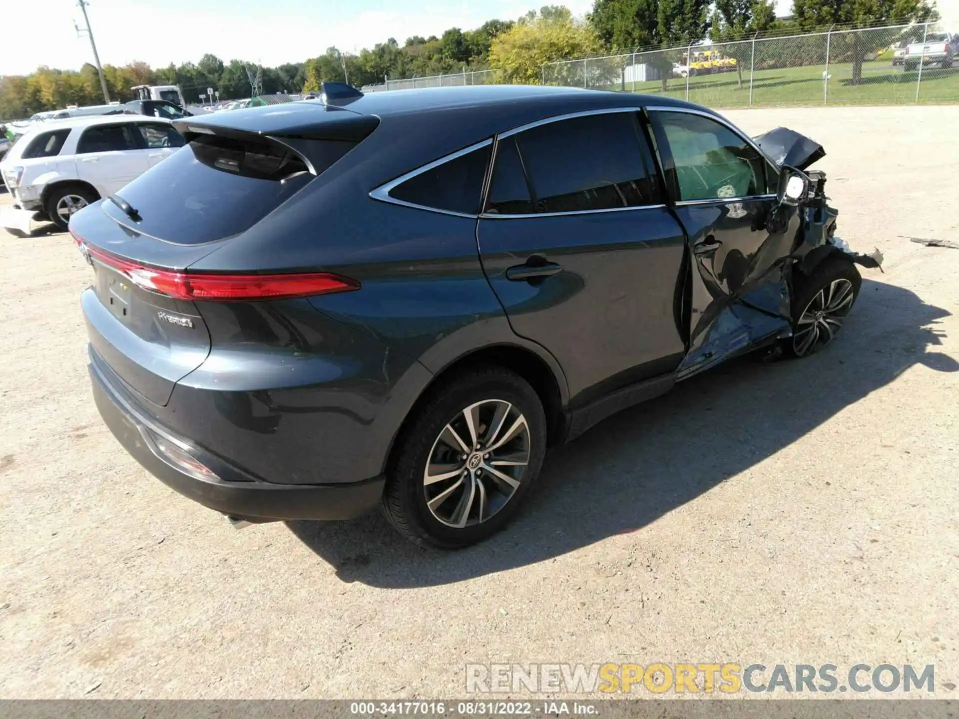 4 Photograph of a damaged car JTEAAAAH8MJ039653 TOYOTA VENZA 2021