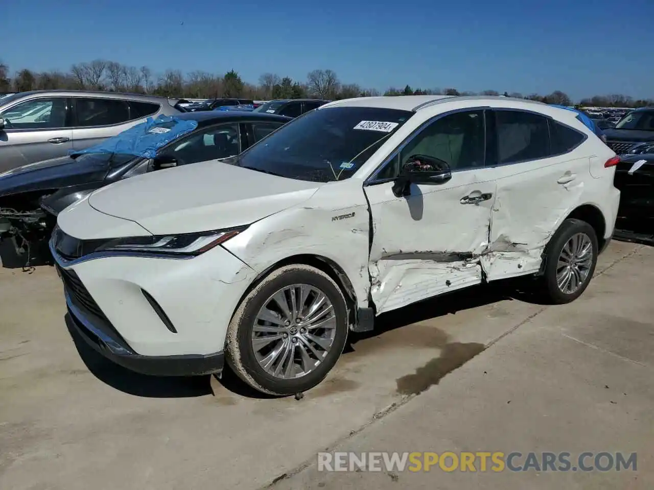 1 Photograph of a damaged car JTEAAAAH8MJ046151 TOYOTA VENZA 2021