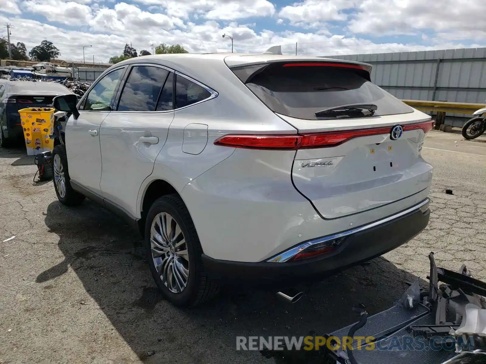 3 Photograph of a damaged car JTEAAAAH8MJ048661 TOYOTA VENZA 2021