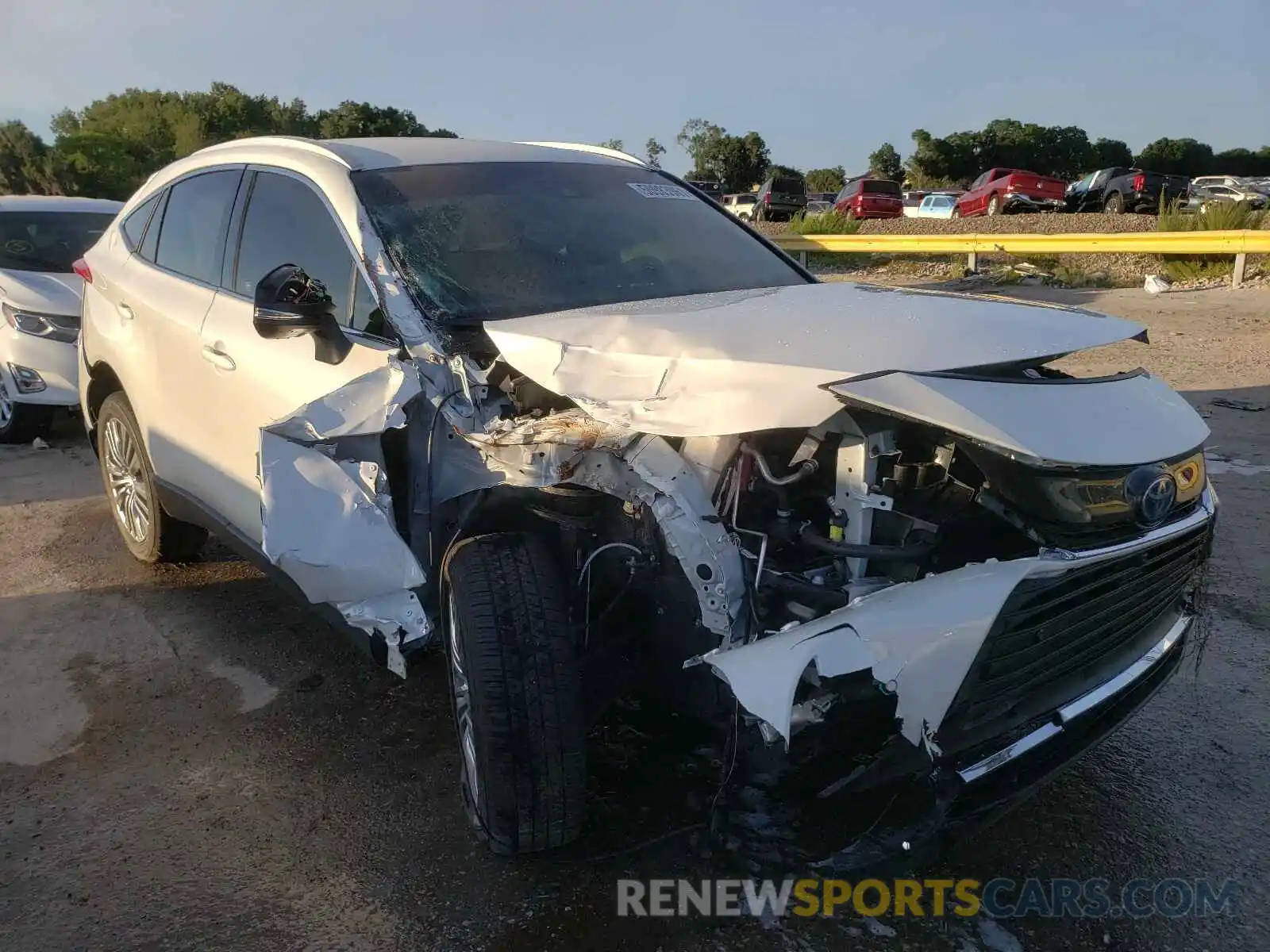 1 Photograph of a damaged car JTEAAAAH8MJ049809 TOYOTA VENZA 2021