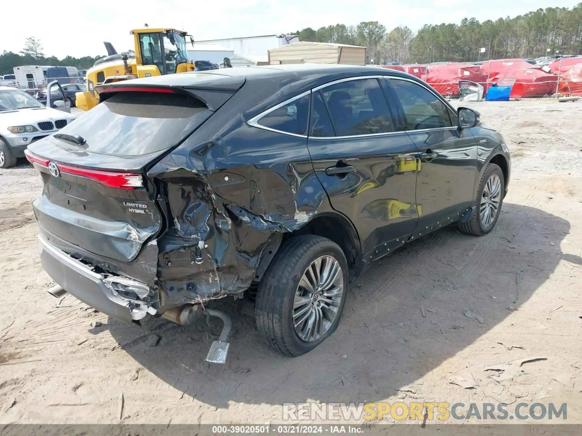 4 Photograph of a damaged car JTEAAAAH8MJ061684 TOYOTA VENZA 2021