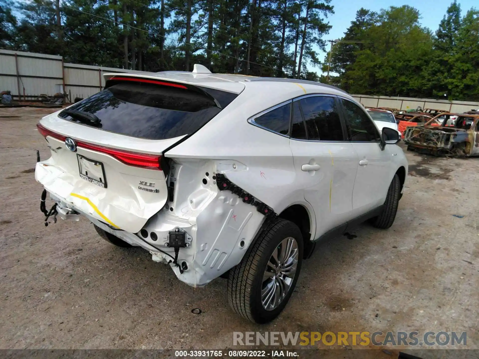 4 Photograph of a damaged car JTEAAAAH8MJ085483 TOYOTA VENZA 2021