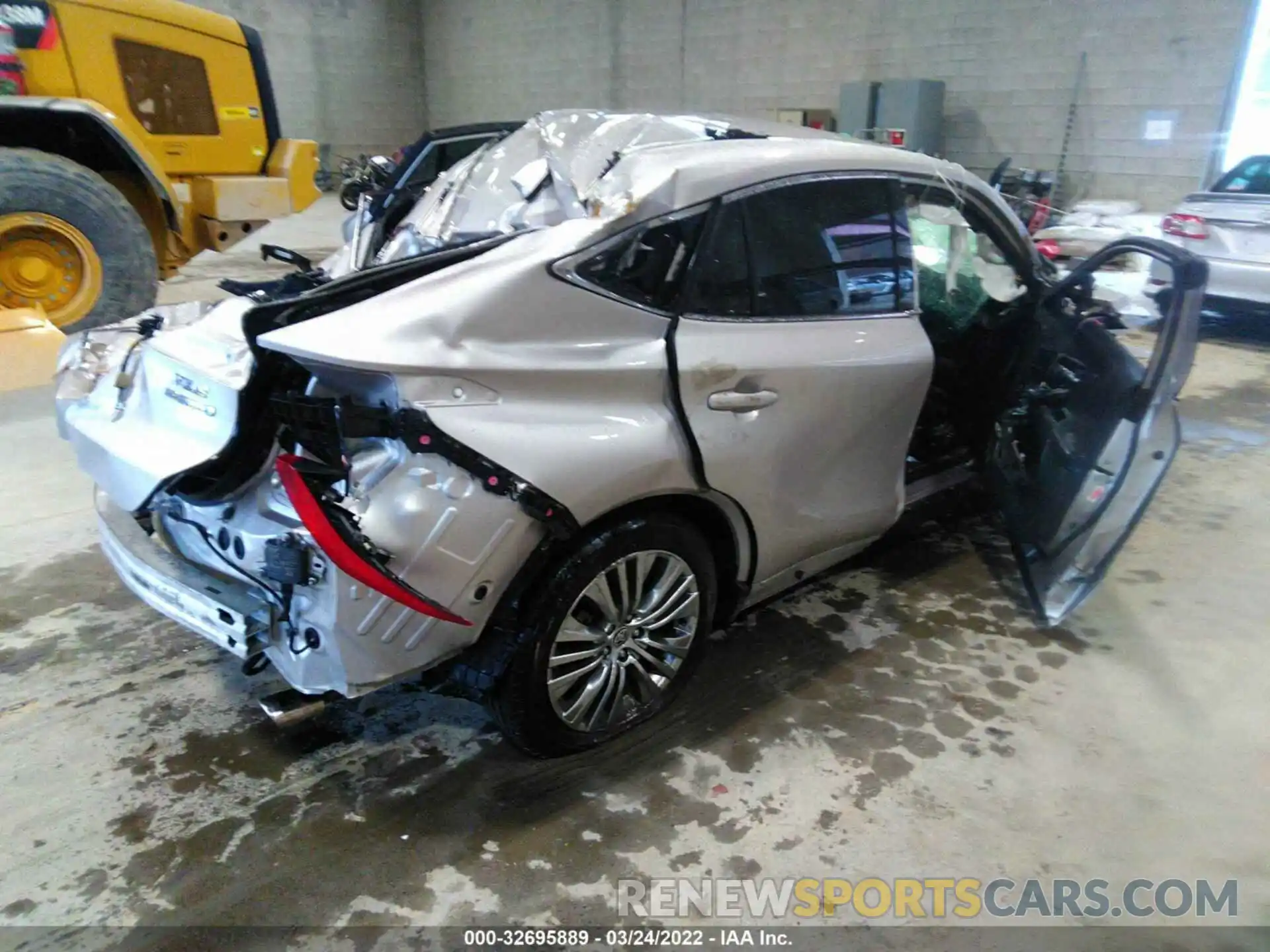 4 Photograph of a damaged car JTEAAAAH9MJ019265 TOYOTA VENZA 2021