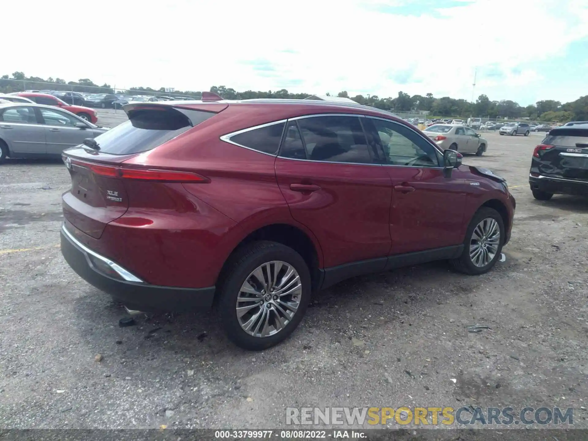 4 Photograph of a damaged car JTEAAAAH9MJ026202 TOYOTA VENZA 2021