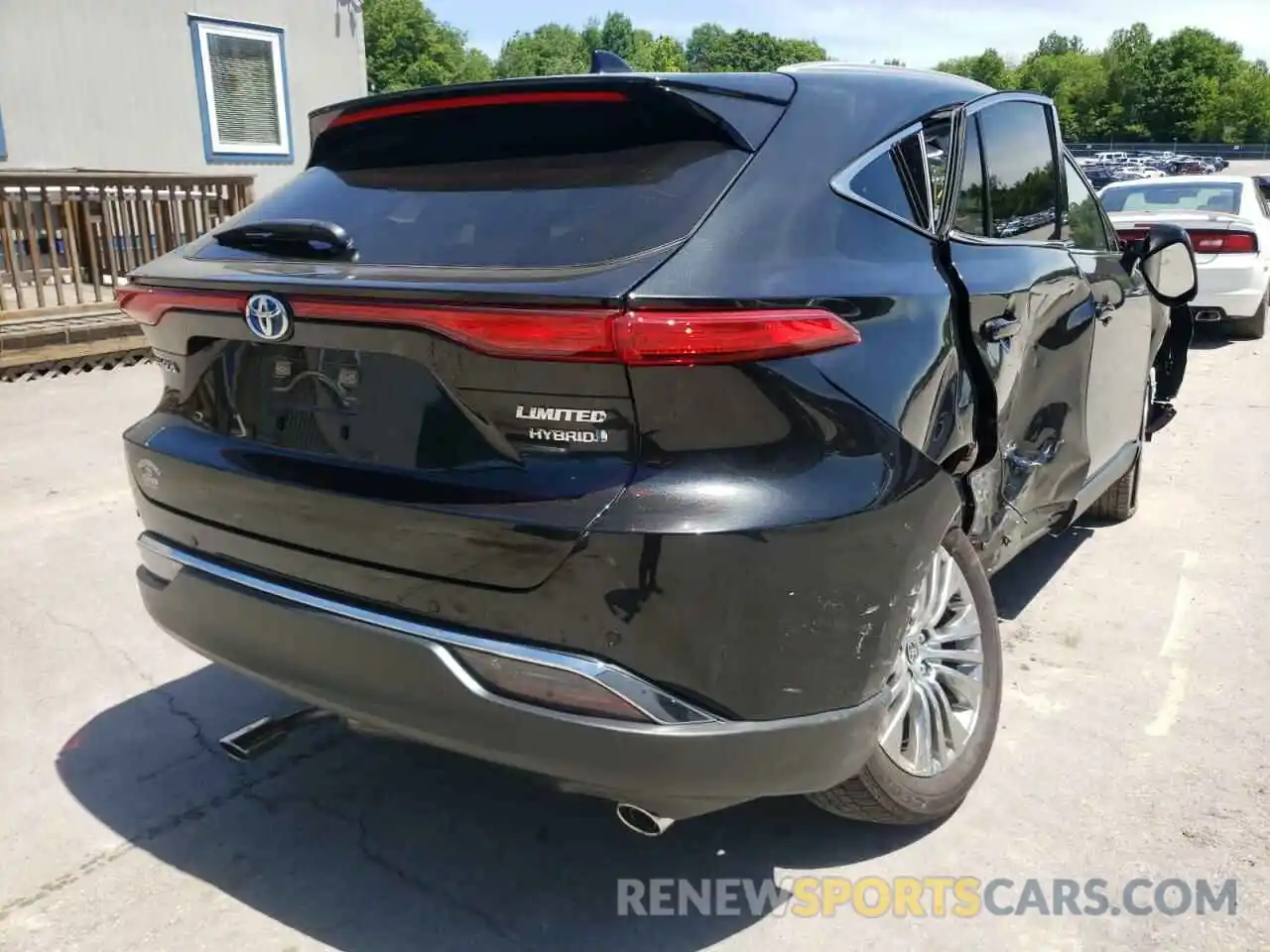 4 Photograph of a damaged car JTEAAAAH9MJ035286 TOYOTA VENZA 2021