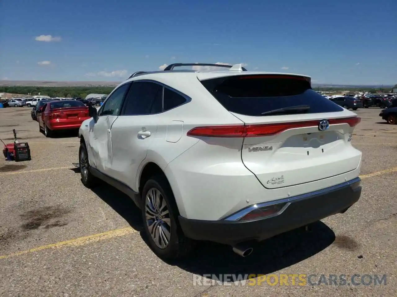 3 Photograph of a damaged car JTEAAAAHXMJ001003 TOYOTA VENZA 2021