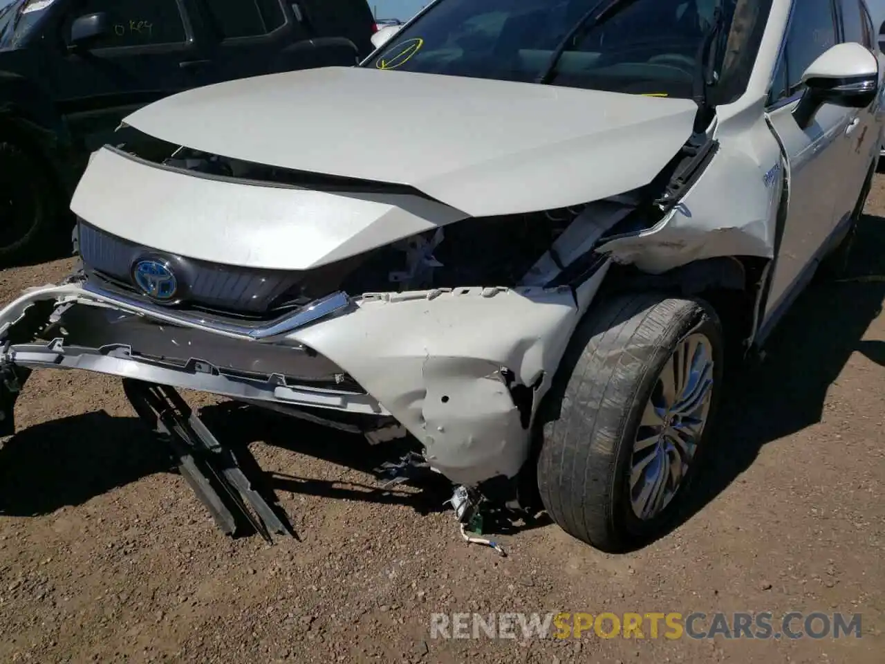 9 Photograph of a damaged car JTEAAAAHXMJ005309 TOYOTA VENZA 2021