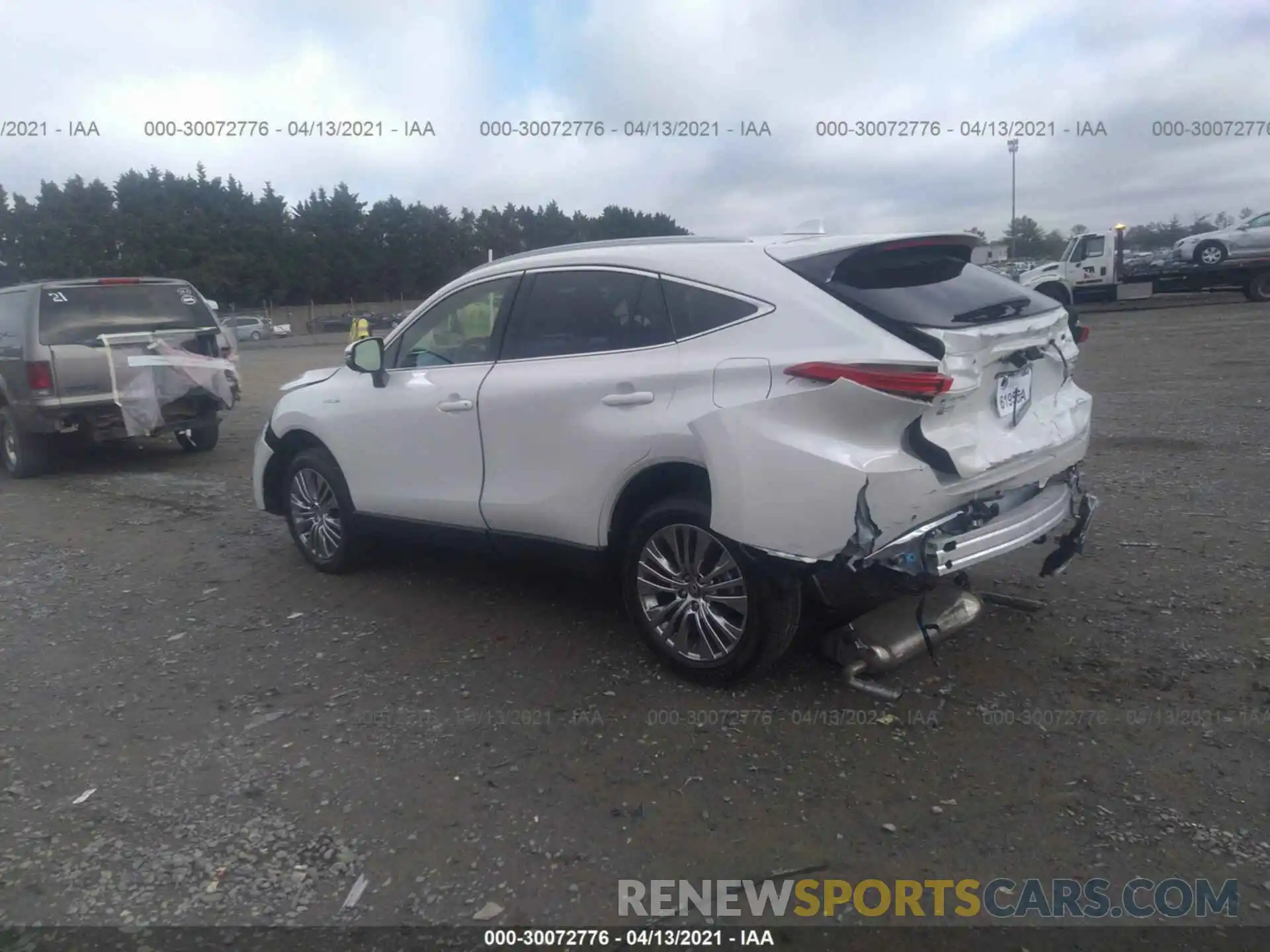 3 Photograph of a damaged car JTEAAAAHXMJ026712 TOYOTA VENZA 2021