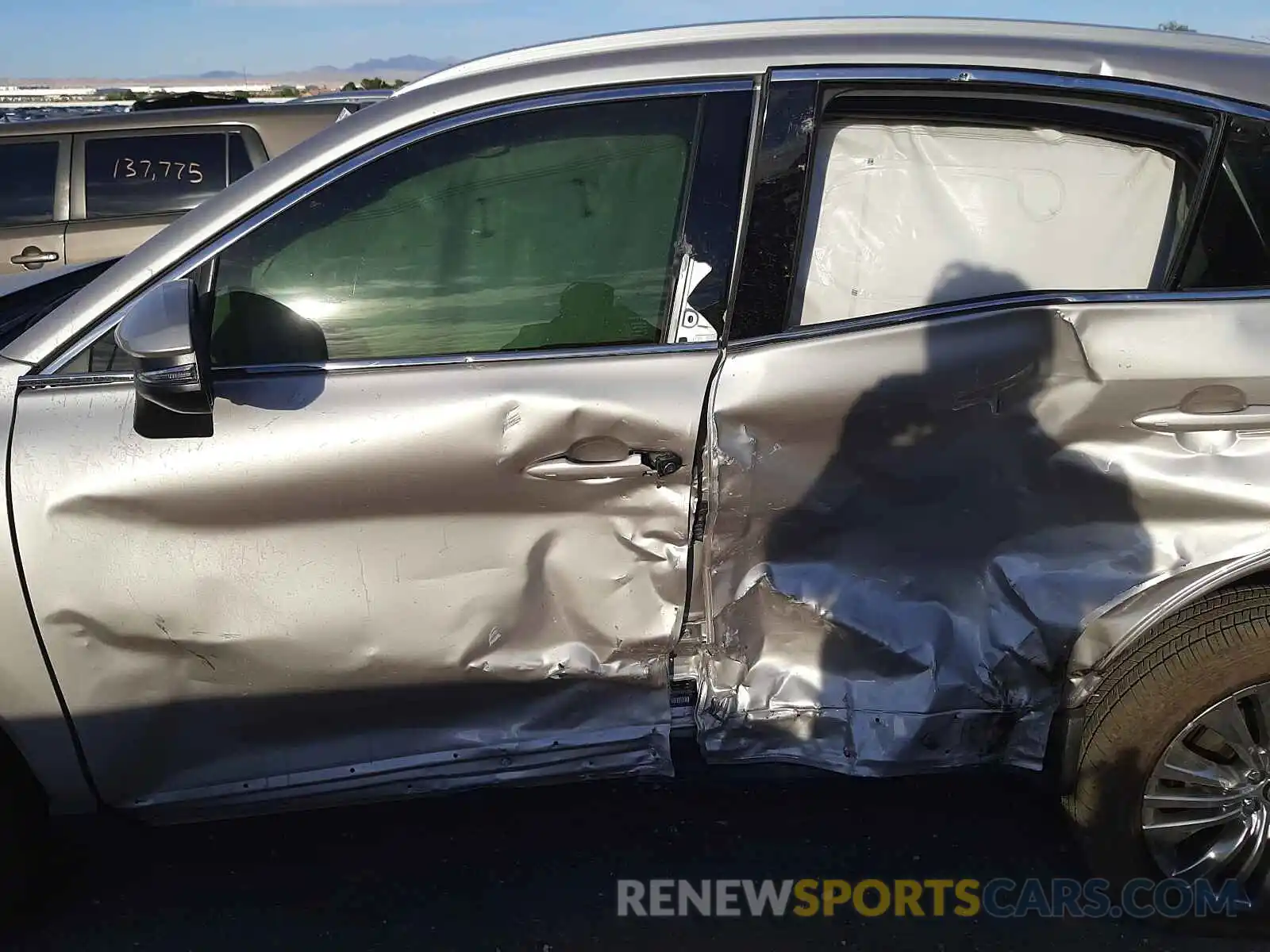 10 Photograph of a damaged car JTEAAAAHXMJ038813 TOYOTA VENZA 2021