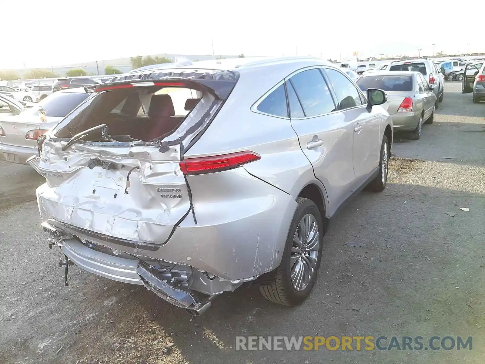 4 Photograph of a damaged car JTEAAAAHXMJ038813 TOYOTA VENZA 2021