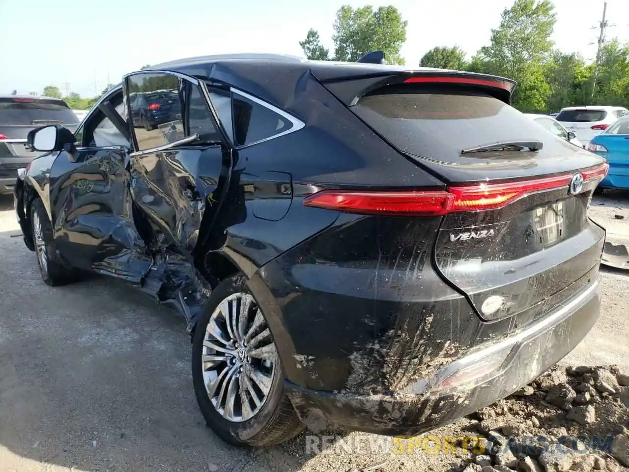 3 Photograph of a damaged car JTEAAAAHXMJ084965 TOYOTA VENZA 2021