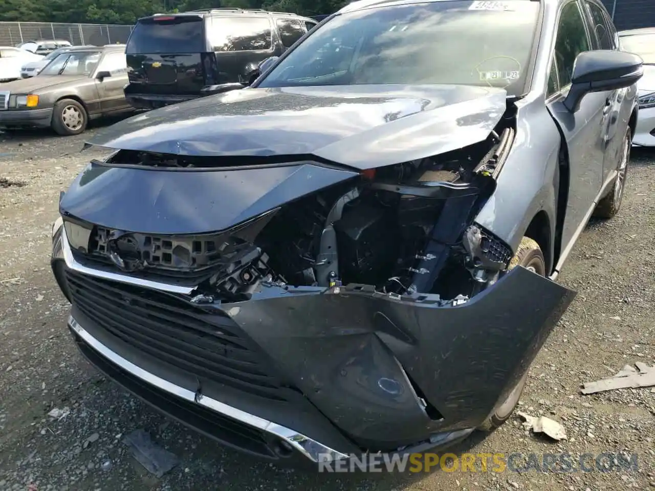 9 Photograph of a damaged car JTEAAAAH0NJ091523 TOYOTA VENZA 2022