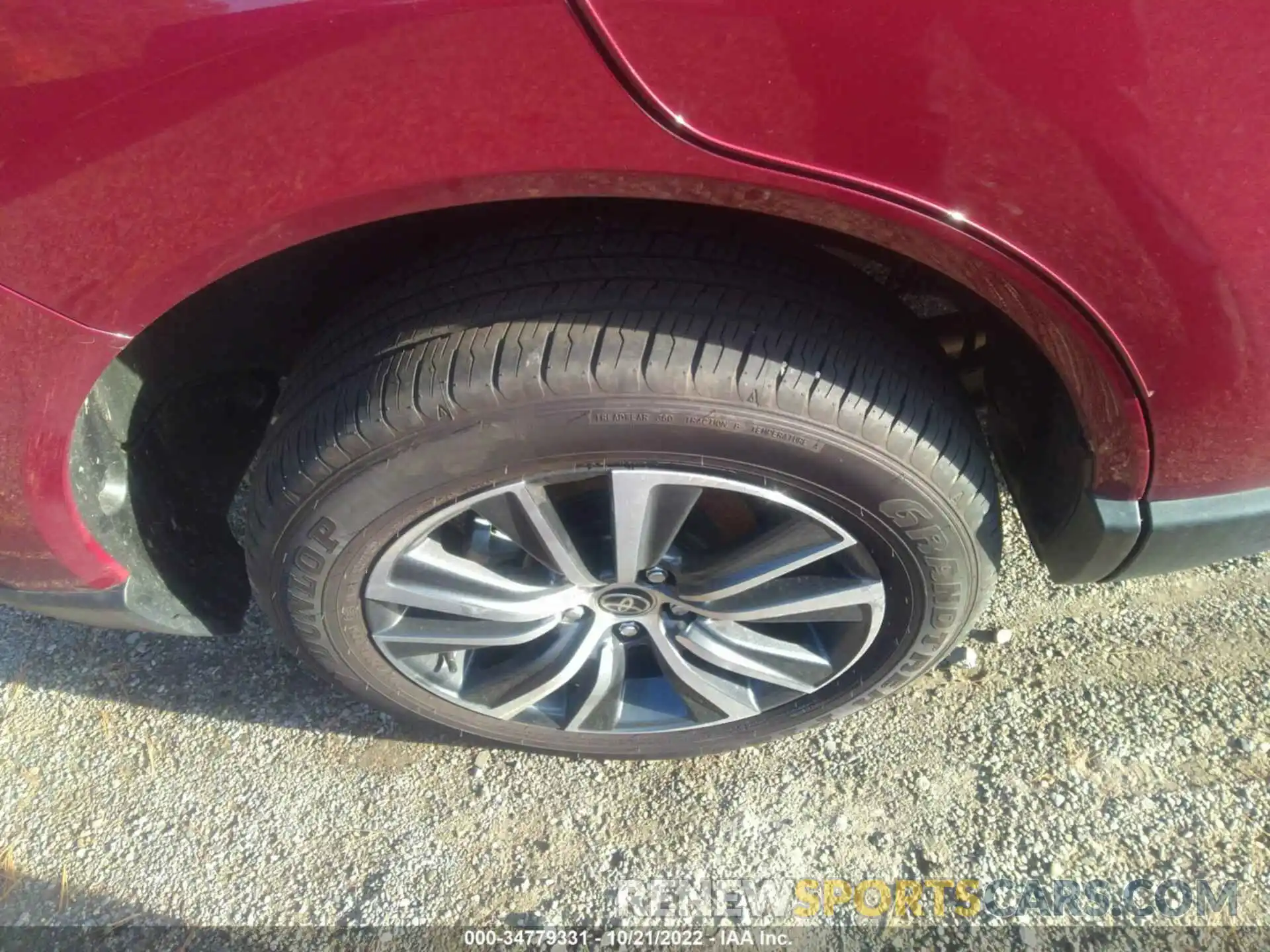 15 Photograph of a damaged car JTEAAAAH1NJ106563 TOYOTA VENZA 2022