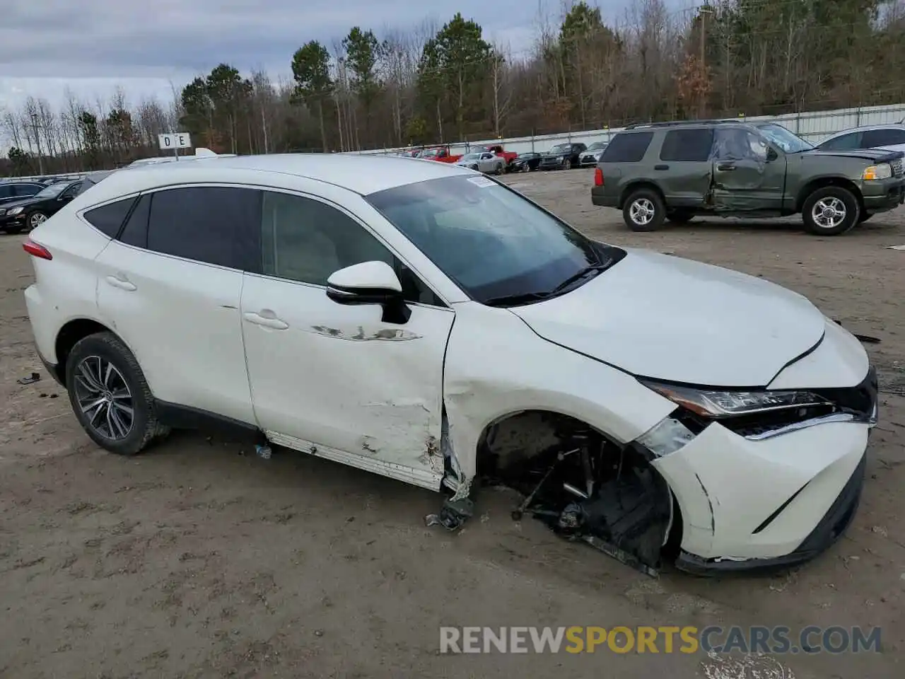 4 Photograph of a damaged car JTEAAAAH1NJ110614 TOYOTA VENZA 2022